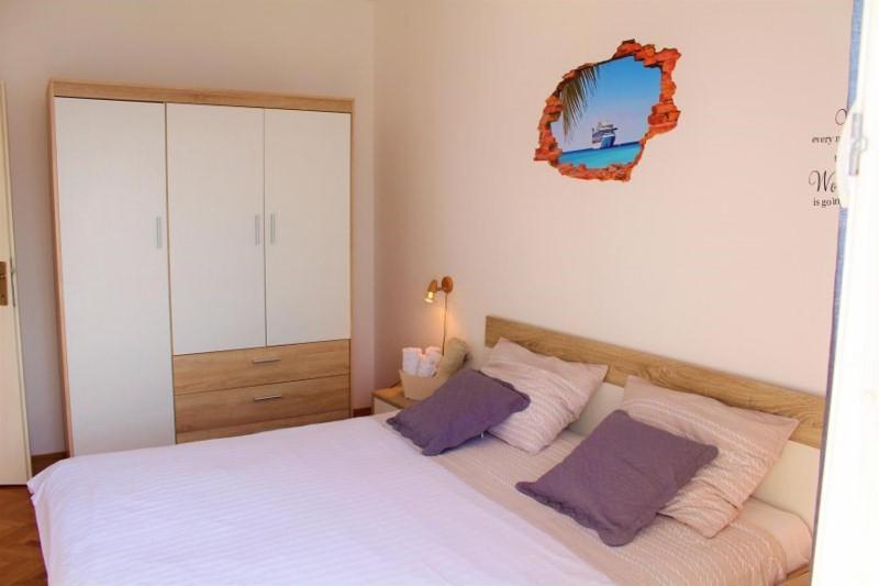 Apartment Antonio Primošten Екстериор снимка